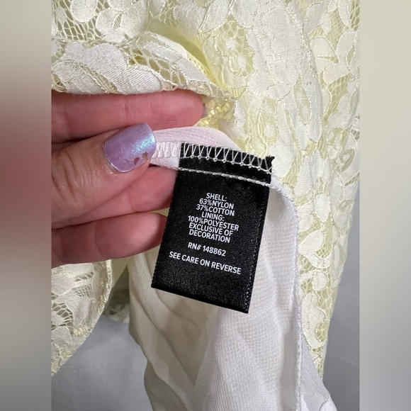 Torrid Lace Ruffle Detail Pale Yellow Blouse 4X - Picture 14 of 14
